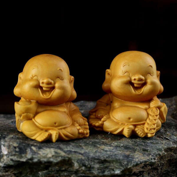 Statue Bouddha rieur<br> caricature bois - [variant_title]