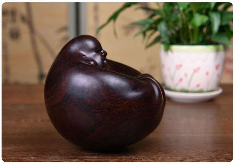 Statue Bouddha rieur<br> rond en bois de santal - [variant_title]
