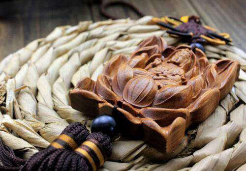 Pendentif Bouddha<br> Lotus Guanyin en Bois - [variant_title]