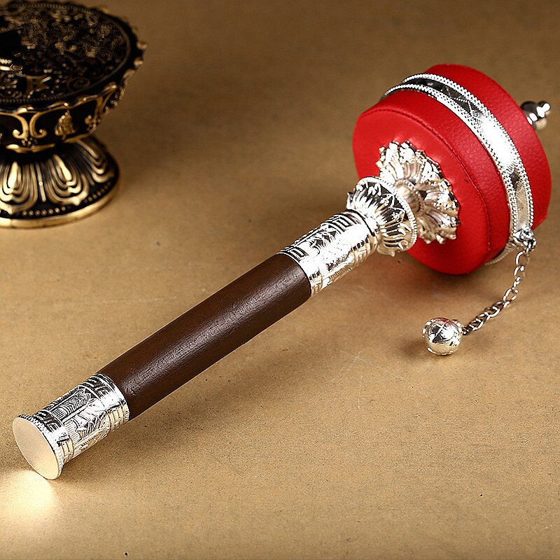 Moulin à prière<br> Bouddhiste six syllabes cuir