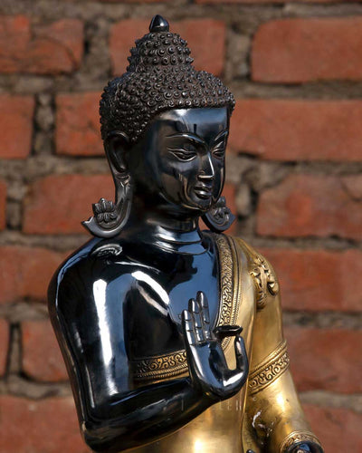 Statue Bouddha Vitarka Mudra details profil