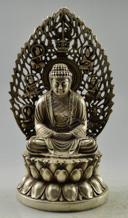 Buddha statue by Truffaut