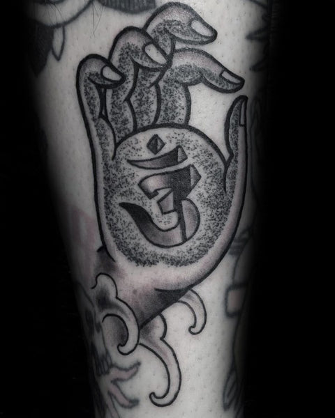 Tatouage main de Bouddha